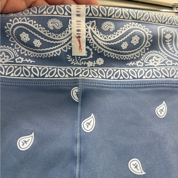 ADAM SELMAN SPORT Hi-Rise Legging Stonewash Bandana - Picture 6 of 7